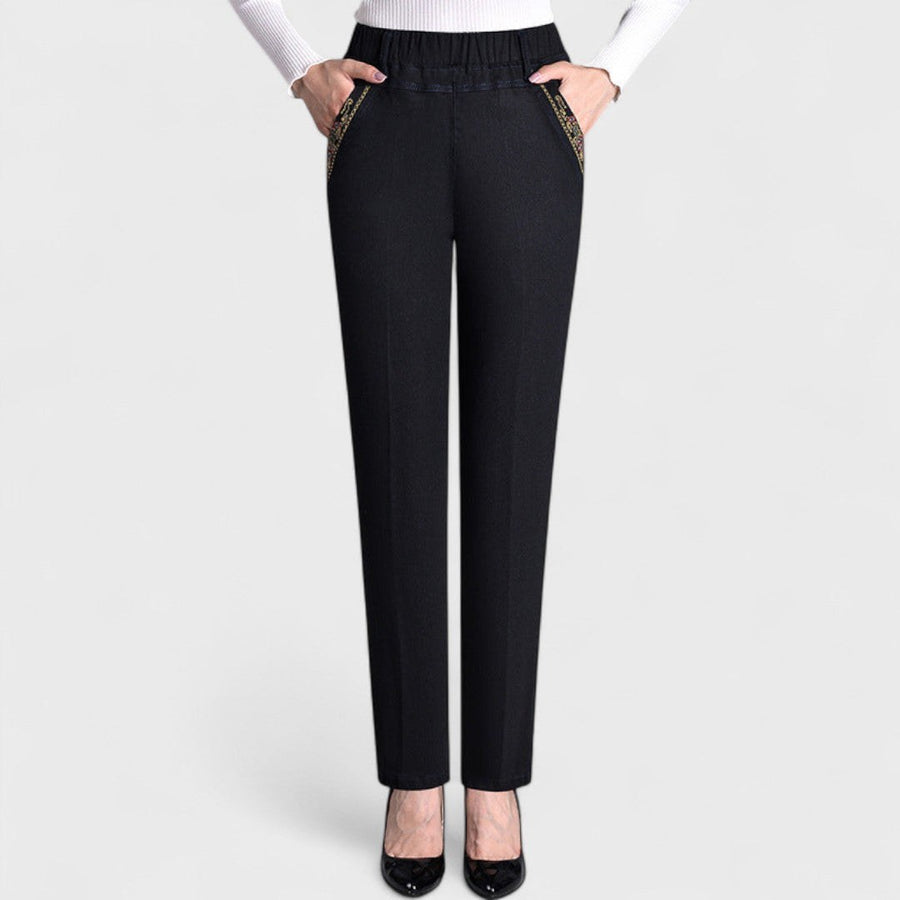 Marnie | Women's Elastic Waist Pockets Jeans in Black