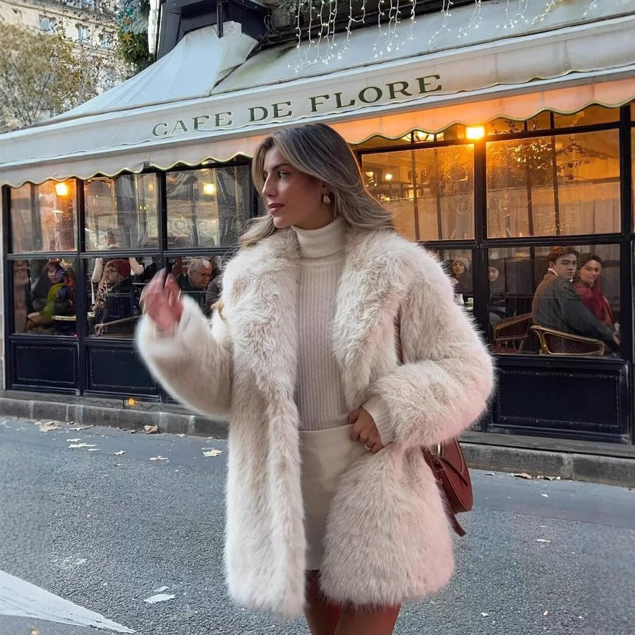 Monique | Women's Faux Fur Pockets Chic Coat in White