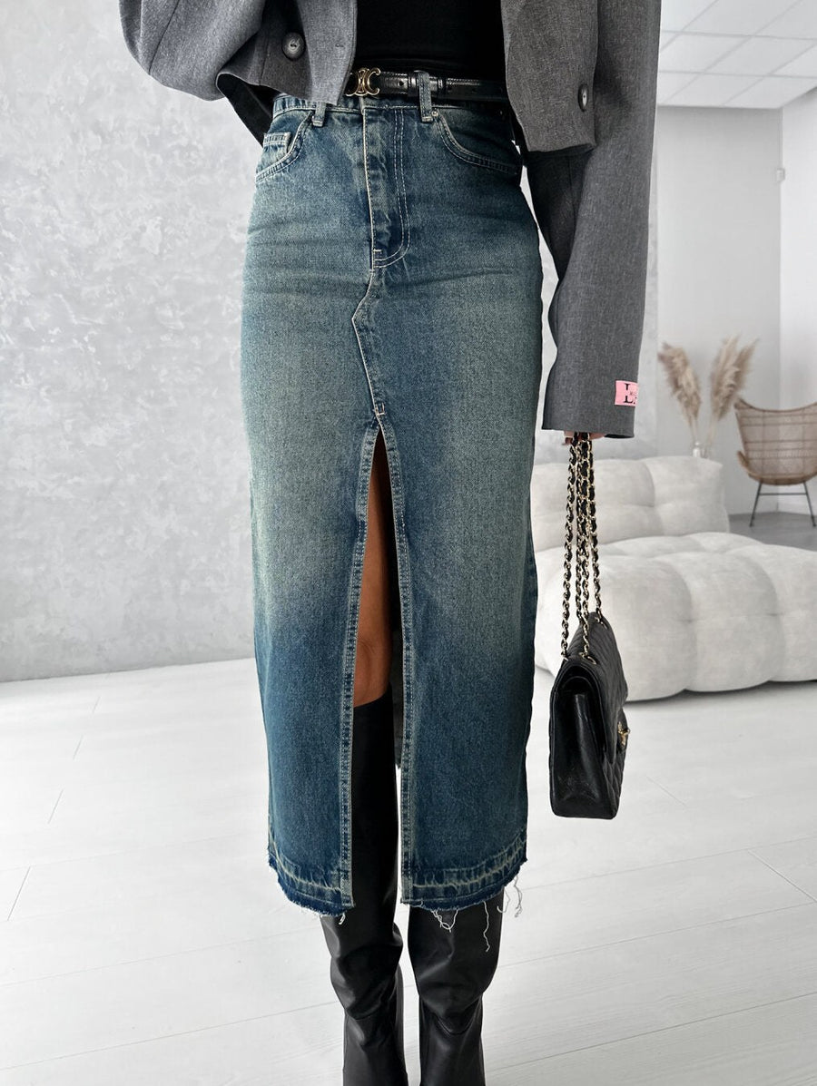 Orla | Women's Slit Modern Jeans in Blue