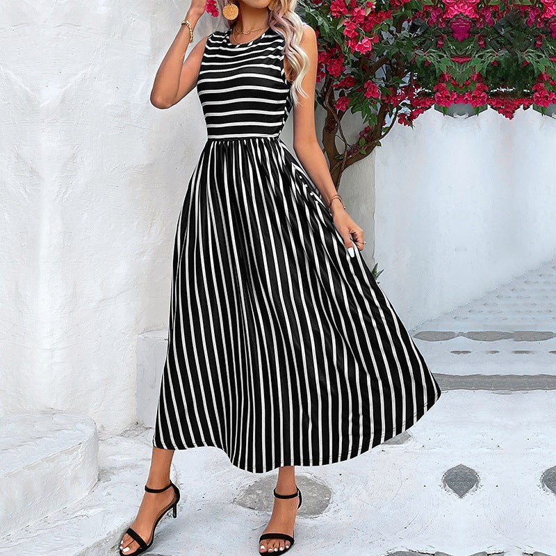 Ottilia | Women's Flowing Striped Fashionable Maxi Dress in Black