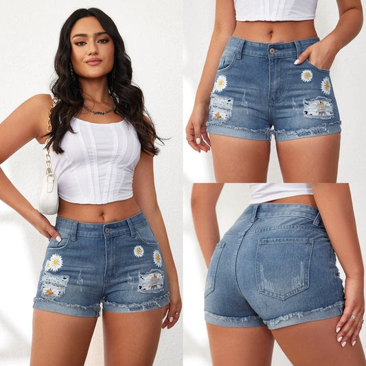 Petronella | Women's Casual Shorts in Light Blue
