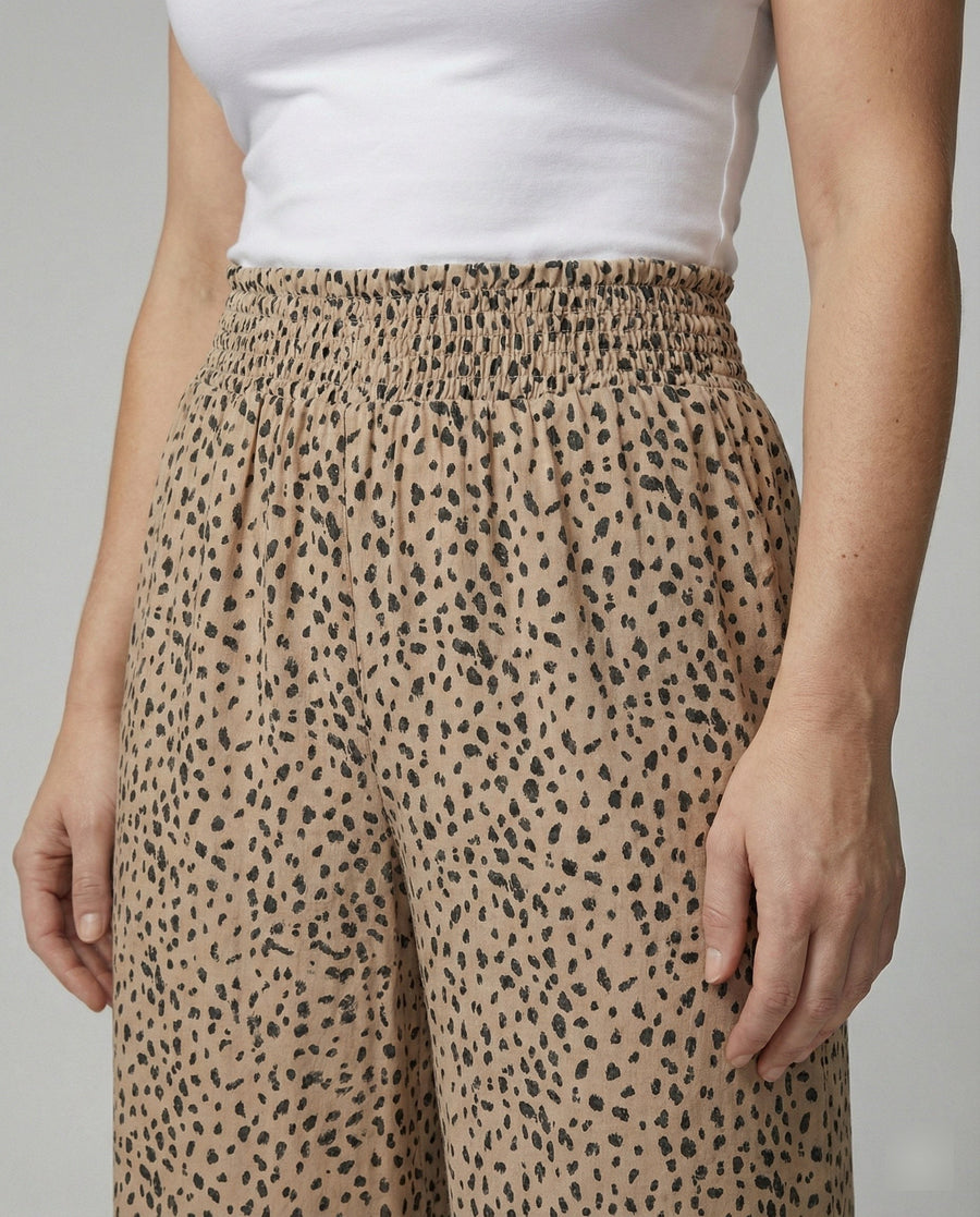 Prospera | Women's Elastic Waist Pants – Dress Pants in Khaki