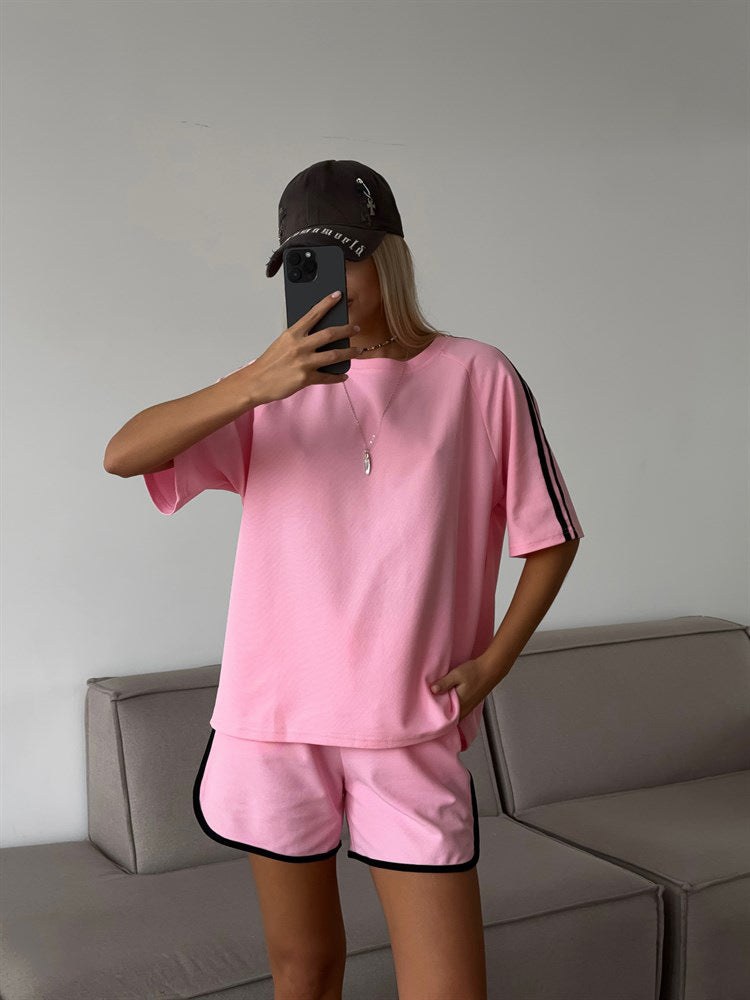 Quintina | Women's Short Sleeve T-Shirt in Pink