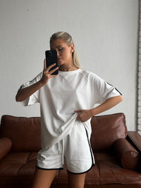 Quintina | Women's Short Sleeve T-Shirt in White
