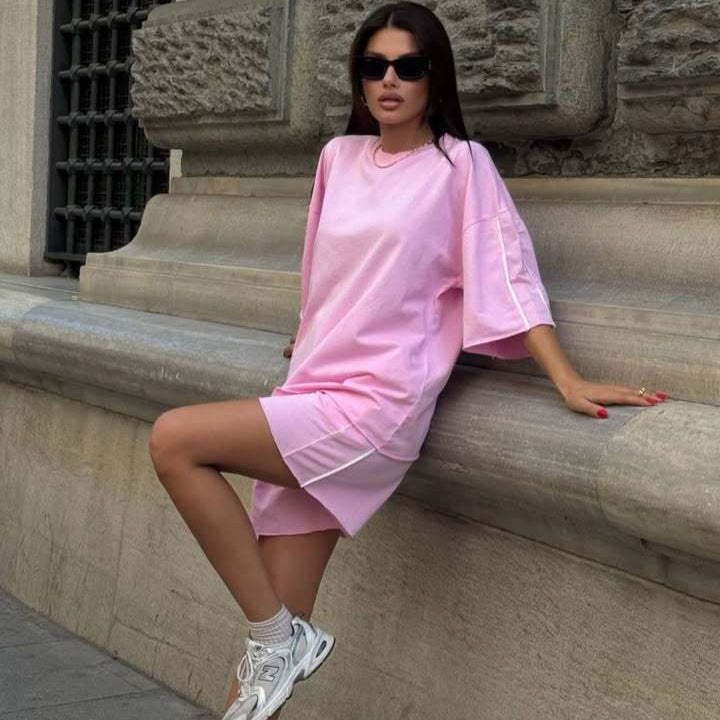 Reinette | Women's Short Sleeve Modern Two-Piece Set in Pink
