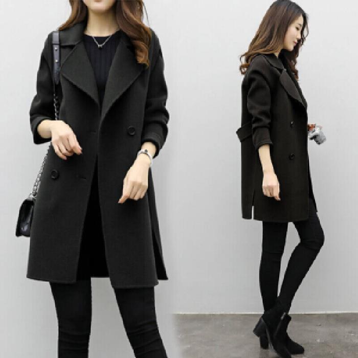 Undine | Women's Button-Front Elegant Coat in Black
