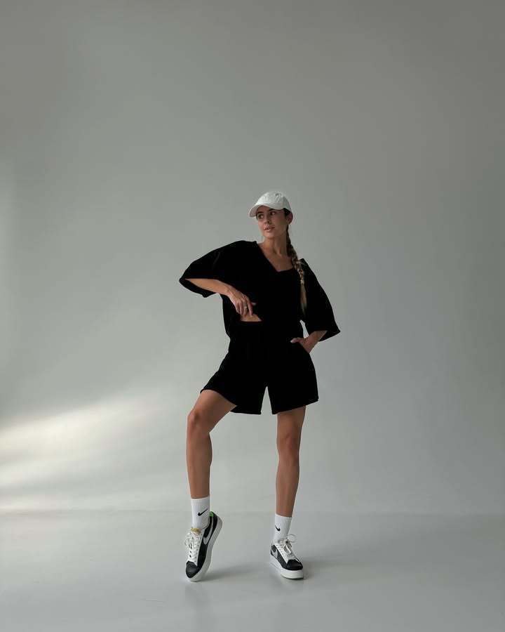 Valeria | Women's Oversized Top in Black
