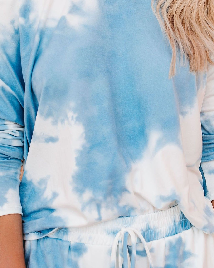 Violetta | Women's Oversized Casual Sweater in Sky Blue