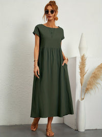 Wilhelmina | Women's Loose Maxi Round Neck Pocket Dress in Olive Green