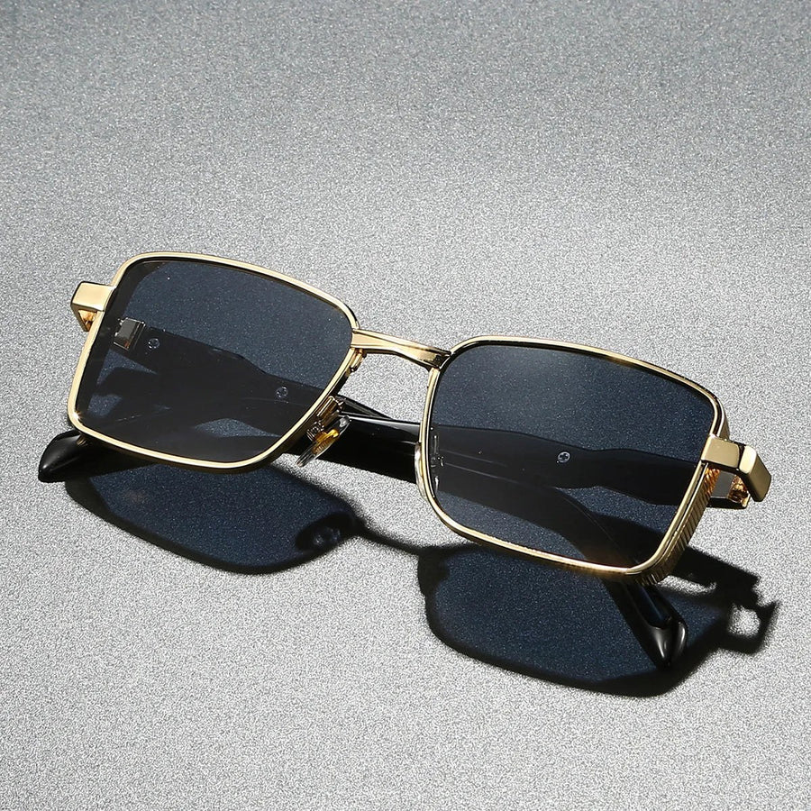 Aventura Shades