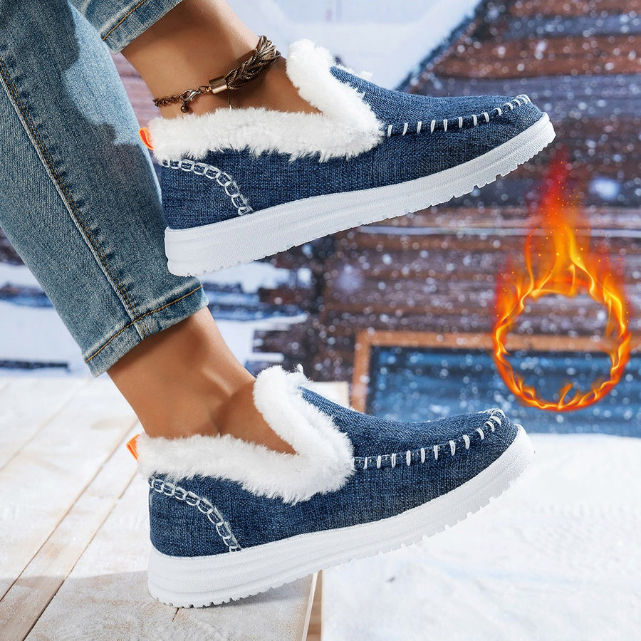 Avery Comfortable Sneakers in Blue