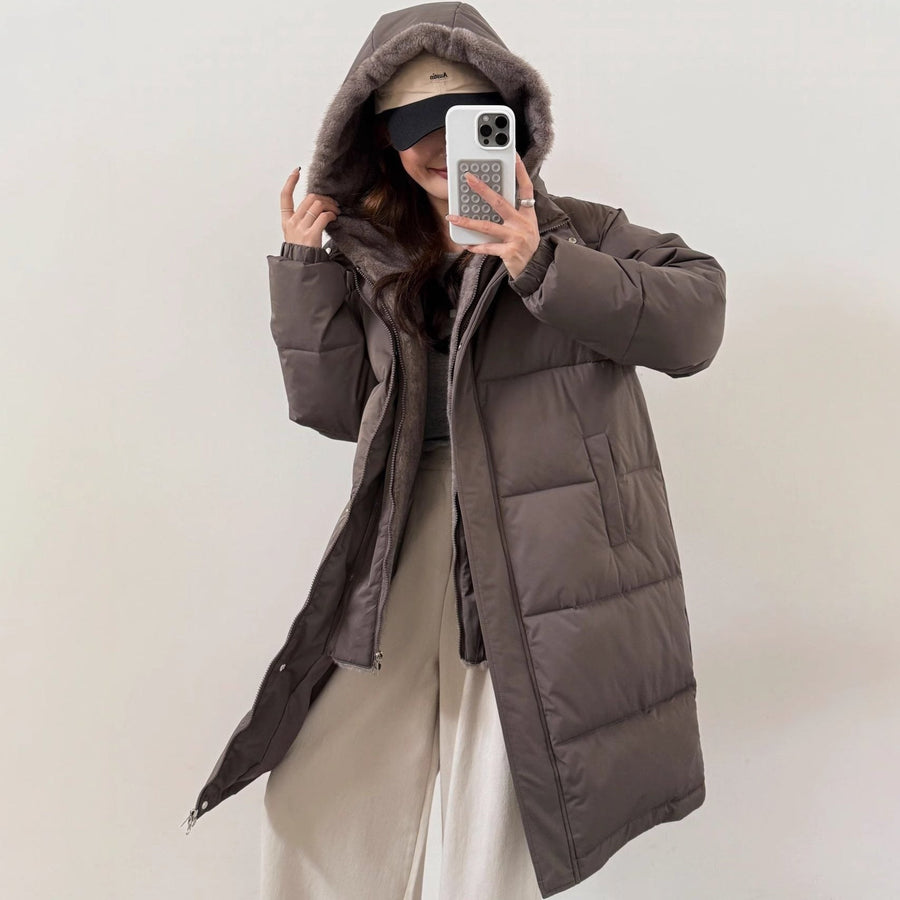 Avery Elegant Parka with Pockets in Olive Green