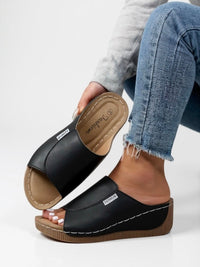 Ayla Platform Slides in Black