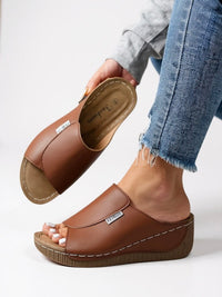 Ayla Platform Slides in Brown