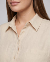 Beatrix Elegant Linen Blouse with Button Front