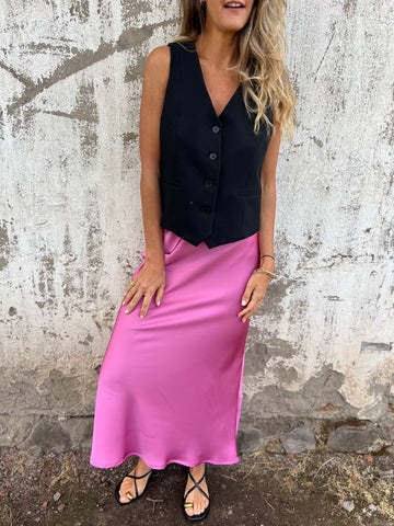 Bellamy Elegant Vest in Magenta