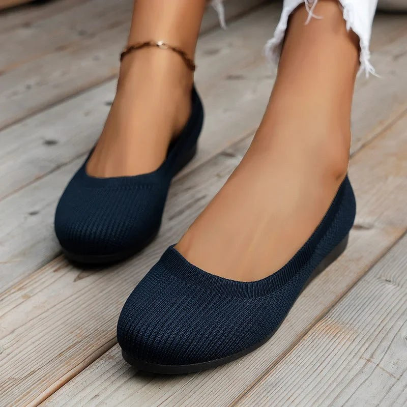 Benedikt Non-Slip Shoes in Navy