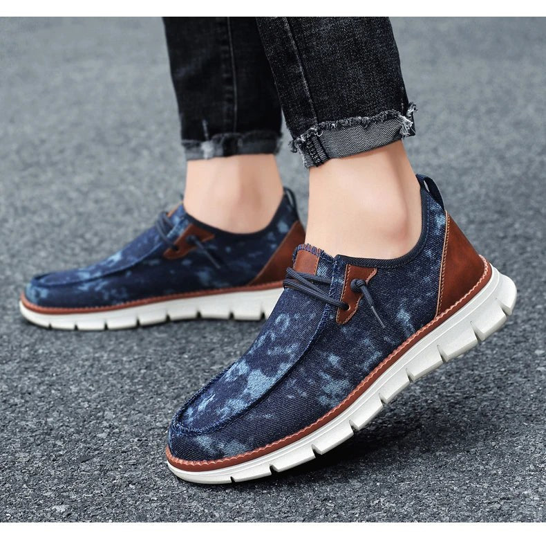 Benson Slip On Sneaker in Navy Blue