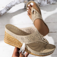 Bianca Elegant Style, All-Day Comfort in Black