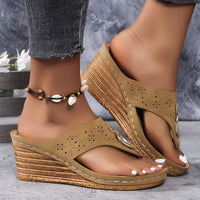 Bianca Elegant Style, All-Day Comfort in Yellow