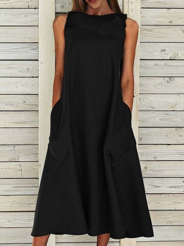 Blythe Airy Maxi Dress with Pockets in Black