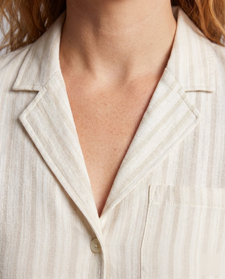 Caitlin Linen Blouse with Short Sleeve and Fitted