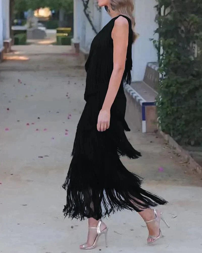 Calanara Women's One Shoulder Fringe Formal Dress in Black