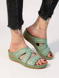 Calla Embroidered Slide Sandals in Green