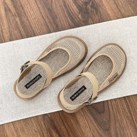 Calveth Women's Closed-Toe Flat Sandals in Beige