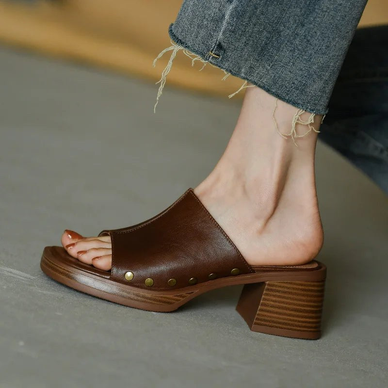 Camilla™ Classy Elegant Sandal in Brown