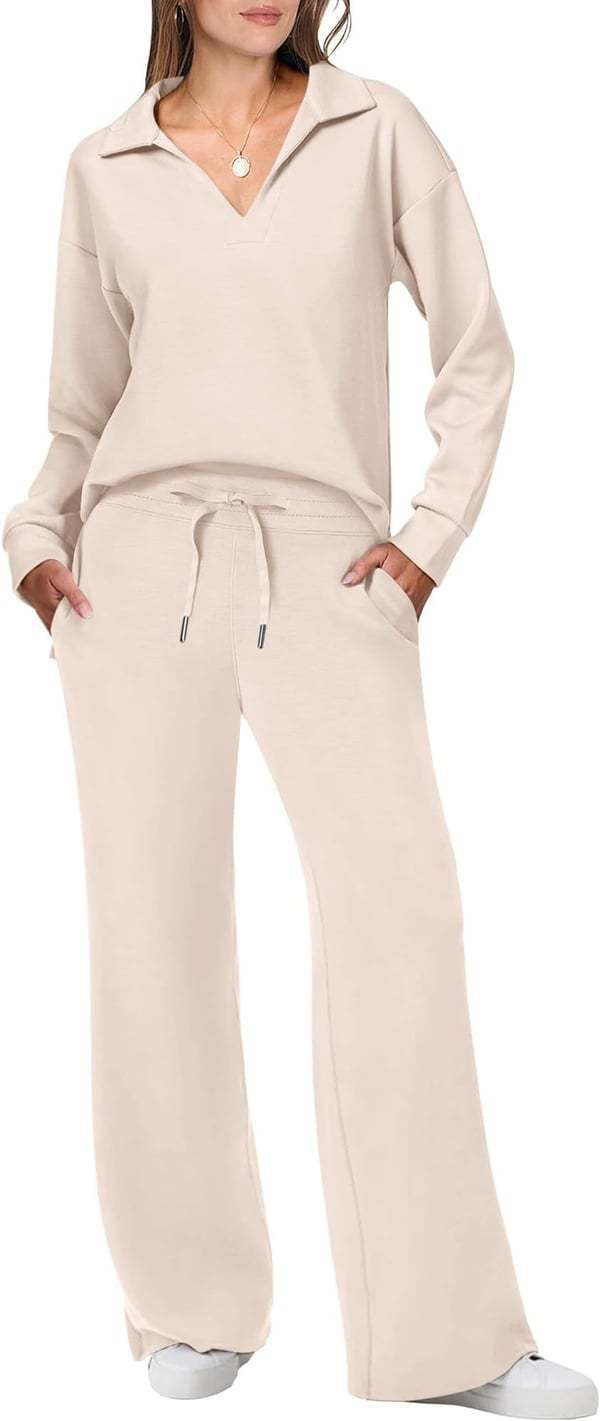 Camille Casual Set with V-Neck in Beige