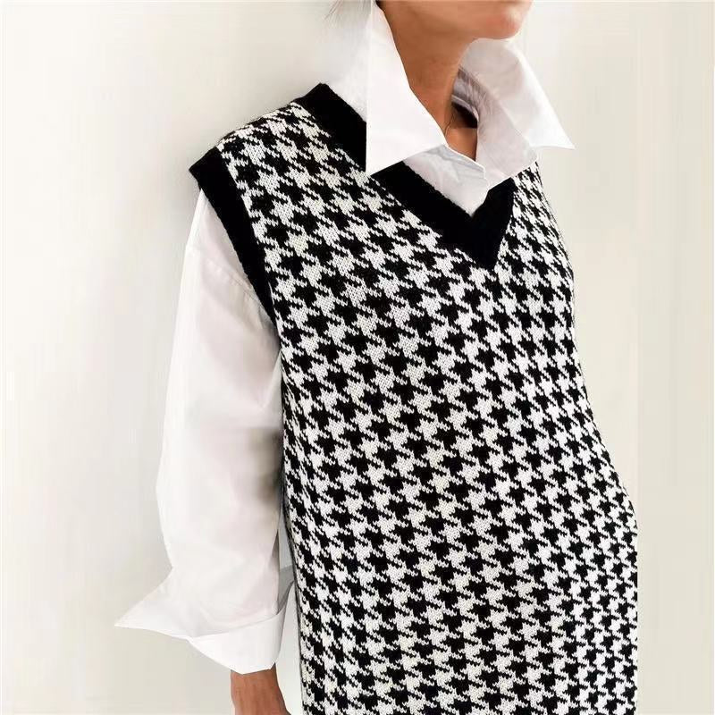 Carmen Casual Knit Sweater with V-Neck