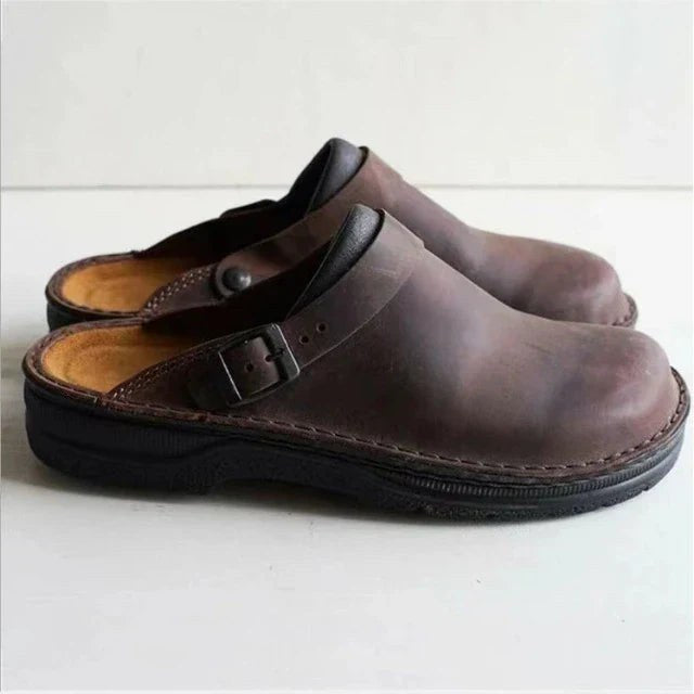 Caspar Casual Sandals in Brown