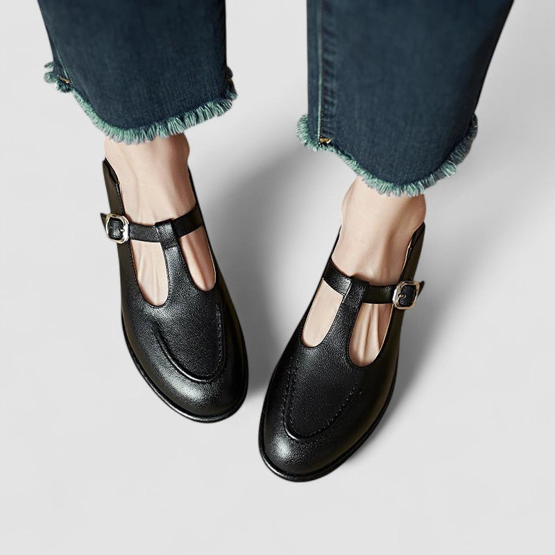 Cassandra™ Orthopedic Low Heel Shoes in Black
