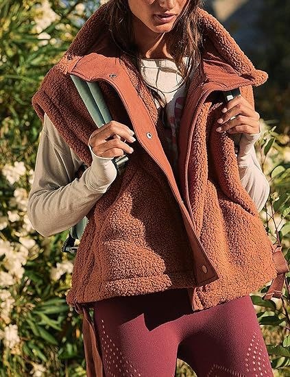 Cassia Vest with Pockets in Grey