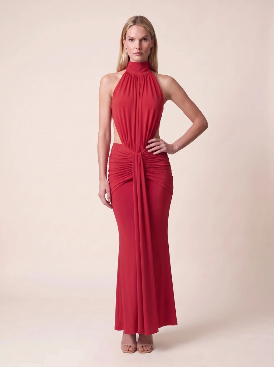 Clara Red editorial