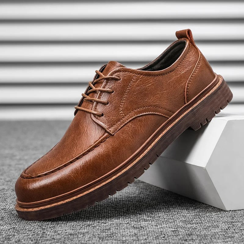 Conrad Moc-toe Leather Shoe in Sienna Brown