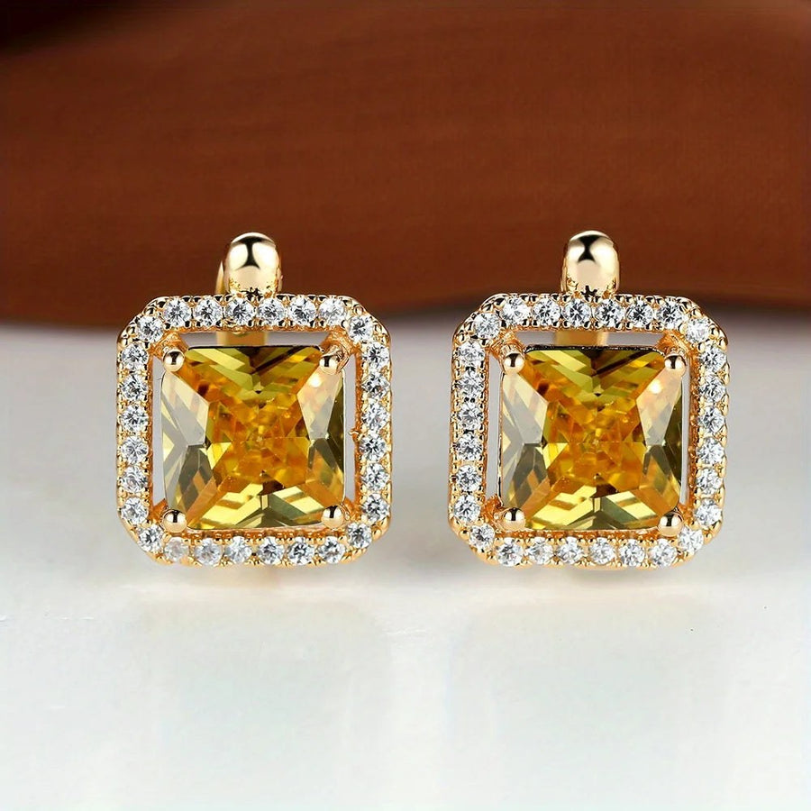 Contour Halo Stud Earrings