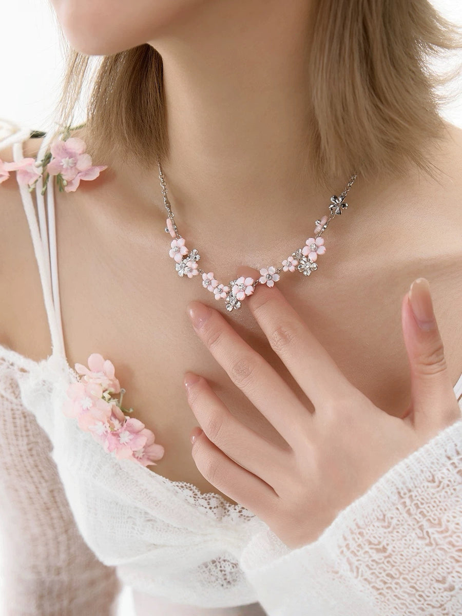 BLOSSOM EARRING