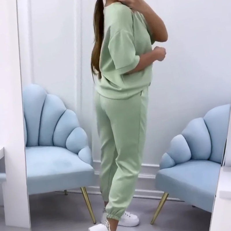 Daisy™ Stylish Short Sleeve Set in Green