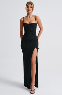 Kenna Maxi Dress – Black Lined