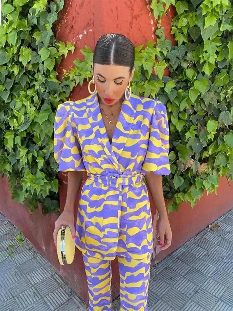 Dana | Complete modern and impressive ensemble
