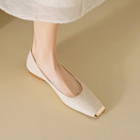 Dania Gold Toe Ballet Flat in Pearl