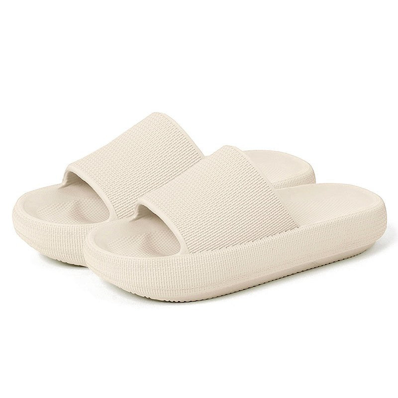Dante Slippers in White