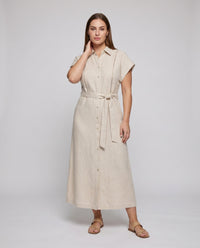 Daphne Elegant Maxi Dress with Belted