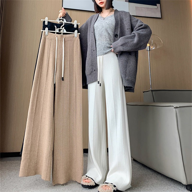 Dara Comfortable Knit Trousers in Oat