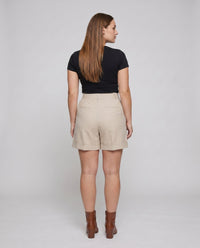 Dara Elegant Linen Shorts with Pockets