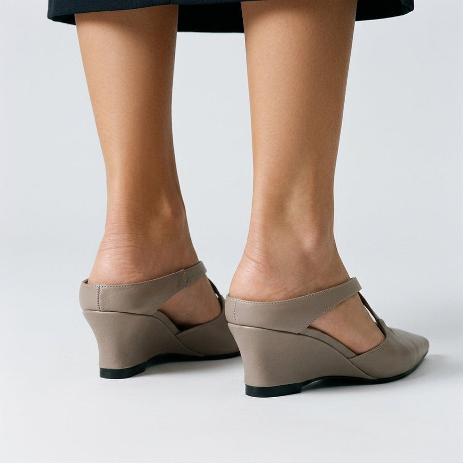 Darcy Crisscross Wedge Mule in Slate Gray