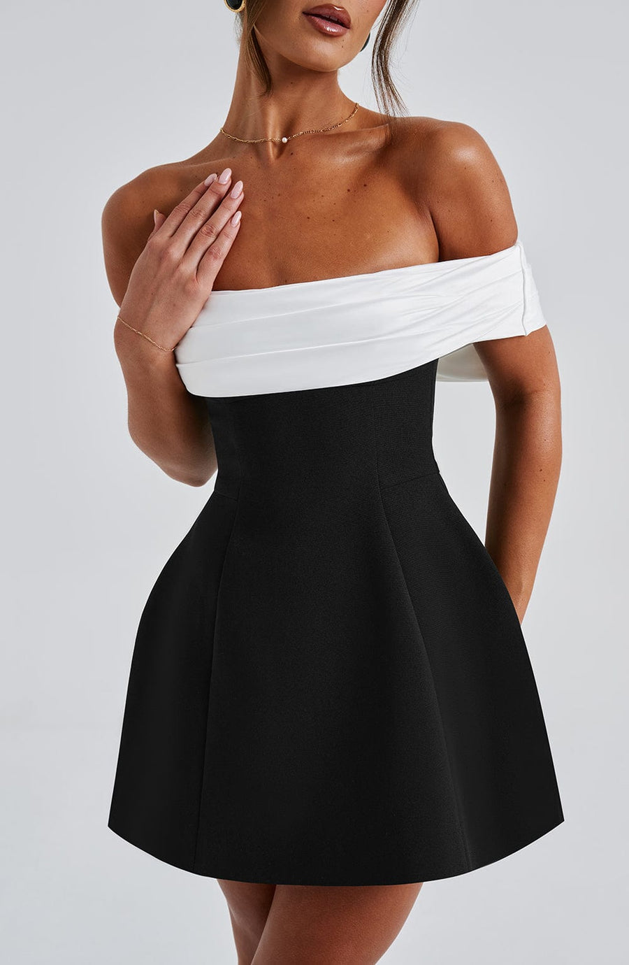 Melina Mini Dress – Black/White