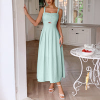 Diana Linen Dress with V-Neck in Green